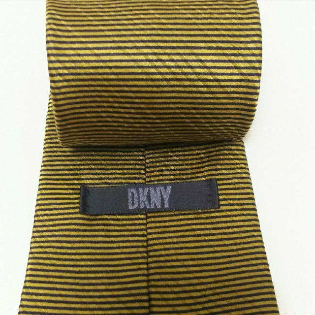 美品 DKNY ダナキャランニューヨーク ネクタイ < ブランド  美品 DKNY ダナキャランニューヨーク ネクタイ < ブランドの