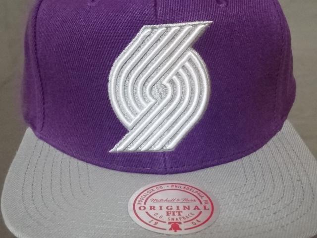 【Mitchell & Ness】NBAバスケ ポートランド トレイルブレイザーズ ロゴ刺繍入りキャップ < 男性ファッション  【Mitchell & Ness】NBAバスケ ポートランド トレイルブレイザーズ ロゴ刺繍入りキャップ < 男性ファッションの