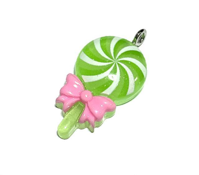 148 樹脂パーツ 1個 黄緑色のくるくるキャンディ チャーム スイーツ◯ < ペット/手芸/園芸 148 樹脂パーツ 1個 黄緑色のくるくるキャンディ チャーム スイーツ◯ < ペット/手芸/園芸の