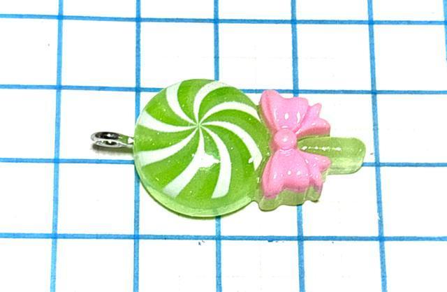 148 樹脂パーツ 1個 黄緑色のくるくるキャンディ チャーム スイーツ◯ < ペット/手芸/園芸 148 樹脂パーツ 1個 黄緑色のくるくるキャンディ チャーム スイーツ◯ < ペット/手芸/園芸の