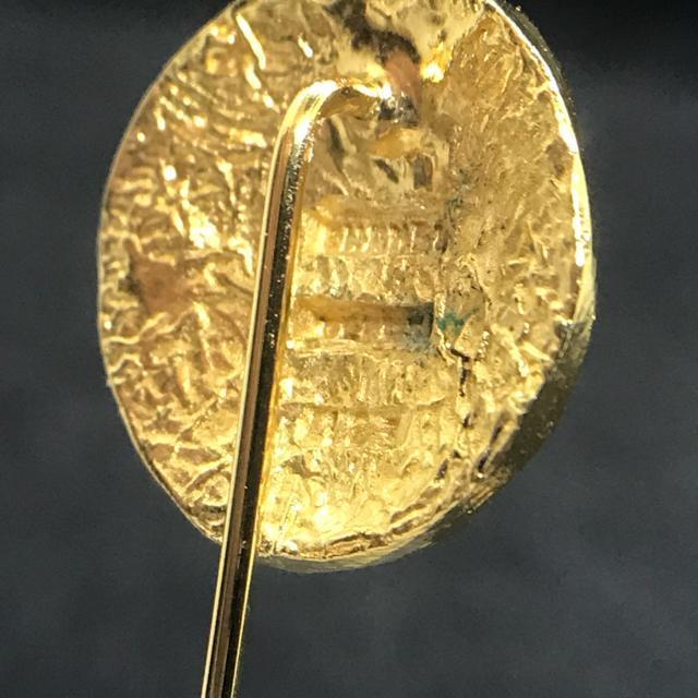 レア 貴重 正規品 ヴィンテージ シャネル ライオンモチーフ ピンブローチ < ブランド レア 貴重 正規品 ヴィンテージ シャネル ライオンモチーフ ピンブローチ < ブランドの