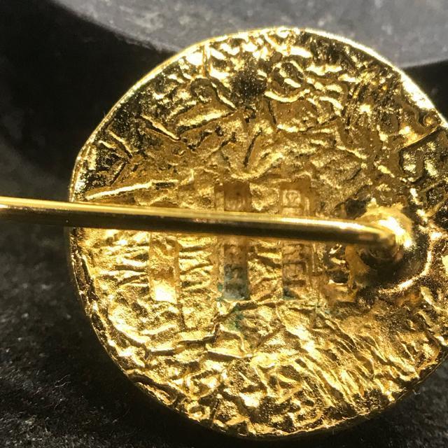 レア 貴重 正規品 ヴィンテージ シャネル ライオンモチーフ ピンブローチ < ブランド レア 貴重 正規品 ヴィンテージ シャネル ライオンモチーフ ピンブローチ < ブランドの