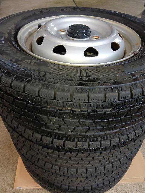 145 80 12LT スタッドレス、ホイールセット < 自動車/バイク 145 80 12LT スタッドレス、ホイールセット < 自動車/バイク