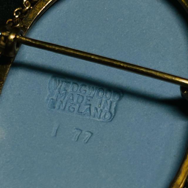 ウェッジウッド WEDGWOOD カメオ ブローチ アクセサリー 375 k9 9金 < 女性アクセサリー/時計 ウェッジウッド WEDGWOOD カメオ ブローチ アクセサリー 375 k9 9金 < 女性アクセサリー/時計の