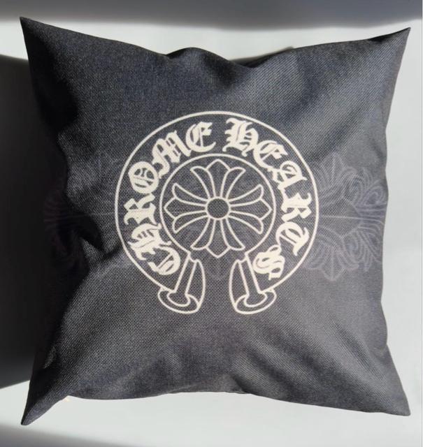 クロムハーツ ホースシューロゴクッションカバー45*45cm 新品未使用 < インテリア/ライフ クロムハーツ ホースシューロゴクッションカバー45*45cm 新品未使用 < インテリア/ライフの