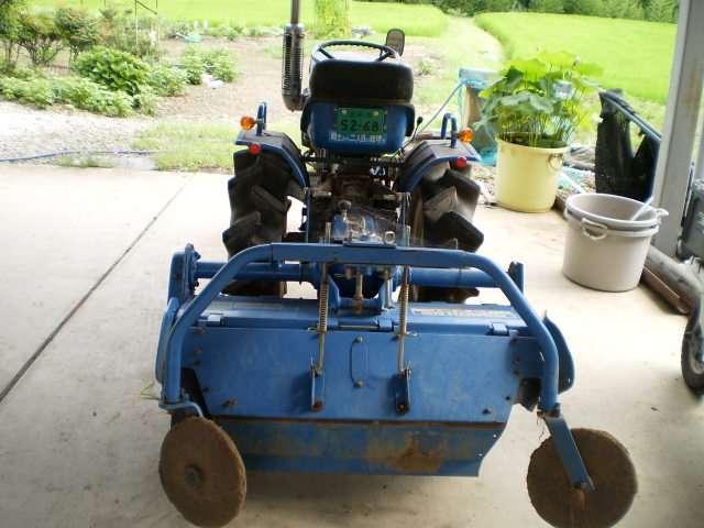 COŐlCM̃CZLgN^[4WDfB[[RC  /oCN