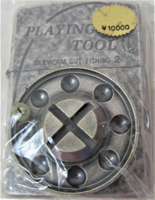 未使用希少廃盤激レア ヴィンテージ1995年PLAYING TOOLリールてぐす < 男性ファッション  未使用希少廃盤激レア ヴィンテージ1995年PLAYING TOOLリールてぐす  < 男性ファッションの