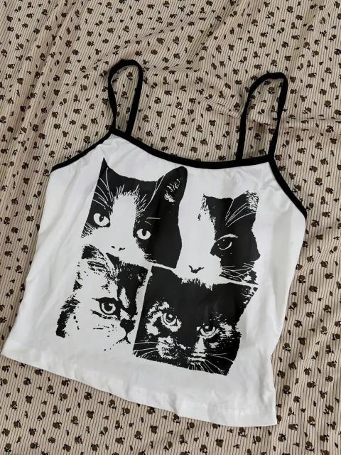 超お買い得790円★猫プリントがかわいいレディース用ブラックストラップレスタンクトップ USAサイズS(日本サイズL相当) < 女性ファッション  超お買い得790円★猫プリントがかわいいレディース用ブラックストラップレスタンクトップ USAサイズS(日本サイズL相当) < 女性ファッションの