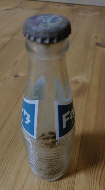 昭和レトロ ファンタ グレープ 200ml 空き瓶 駄菓子屋 < インテリア/ライフ  昭和レトロ ファンタ グレープ 200ml 空き瓶 駄菓子屋 < インテリア/ライフの