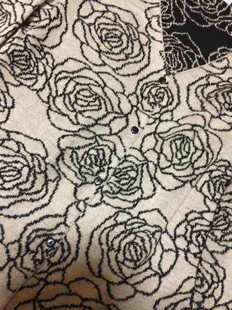 リップサービス*バラ柄カーディガン*ニットトップス*美品 < ブランド  リップサービス*バラ柄カーディガン*ニットトップス*美品 < ブランドの