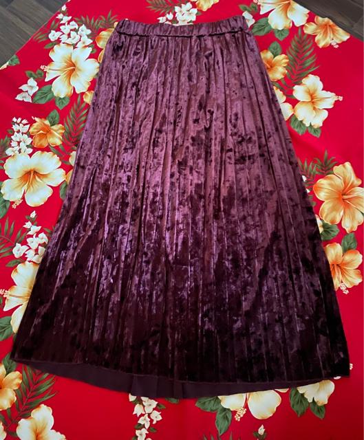 新品未使用☆RafRaf☆茶色光沢ベロアロングスカート☆ウエストゴム☆ < 女性ファッション  新品未使用☆RafRaf☆茶色光沢ベロアロングスカート☆ウエストゴム☆  < 女性ファッションの