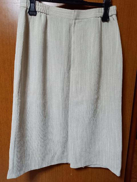 ∞ さらっとしたスカート < 女性ファッション  ∞ さらっとしたスカート < 女性ファッションの