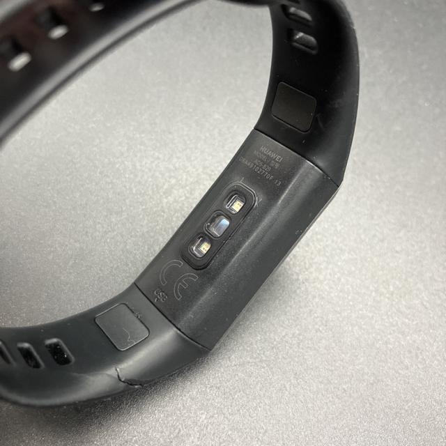 即決 HUAWEI Band 4 スマートウォッチ ADS-B29 < 男性アクセサリー/時計  即決 HUAWEI Band 4 スマートウォッチ ADS-B29 < 男性アクセサリー/時計の