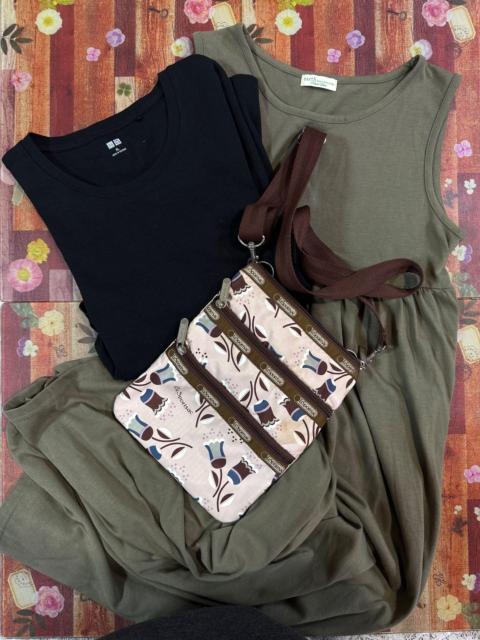 感謝を込めて★アースミュージック&エコロジー ワンピース ユニクロTシャツ レスポートサック ミニバッグ 3点セット < ブランド 感謝を込めて★アースミュージック&エコロジー ワンピース ユニクロTシャツ レスポートサック ミニバッグ 3点セット < ブランドの