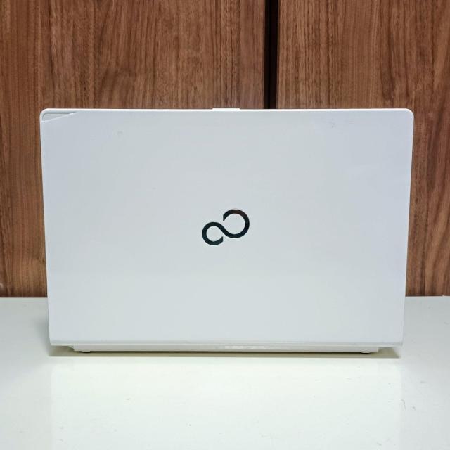 LIFEBOOK Corei5 ������8GB SSD500GB �m�[�g�p�\�R�� Windows11 �^�b�`�p�l�� Web�J���� �� PC�{��/���Ӌ@��� 