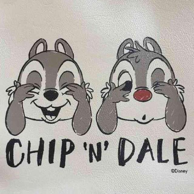 ディズニー・チップ&デール柄レザークラッチバッグ < 女性ファッション ディズニー・チップ&デール柄レザークラッチバッグ < 女性ファッションの