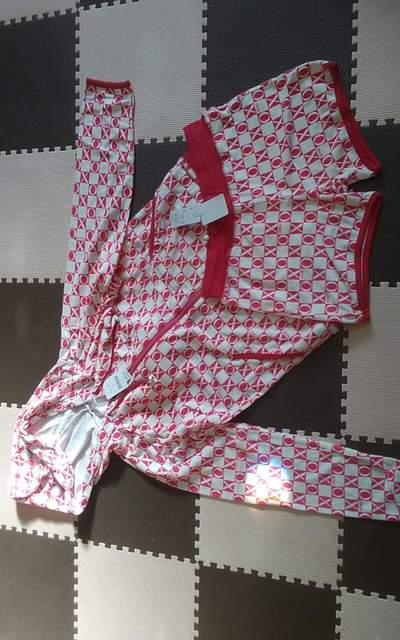 新品 XOXO パーカー3150円と短パンツ1880円のセット ピンク < ブランド 新品 XOXO パーカー3150円と短パンツ1880円のセット ピンク < ブランドの