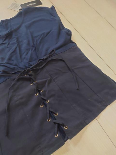 新品タグ付き コルセット風編み上げトップス < 女性ファッション  新品タグ付き コルセット風編み上げトップス < 女性ファッションの