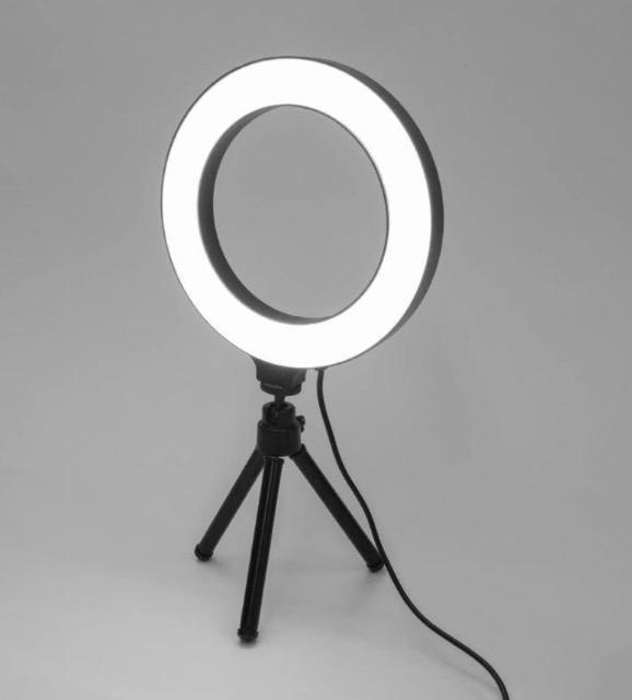 �Q�b�g�i�r�G���t�^��LED�����O���C�g�� 