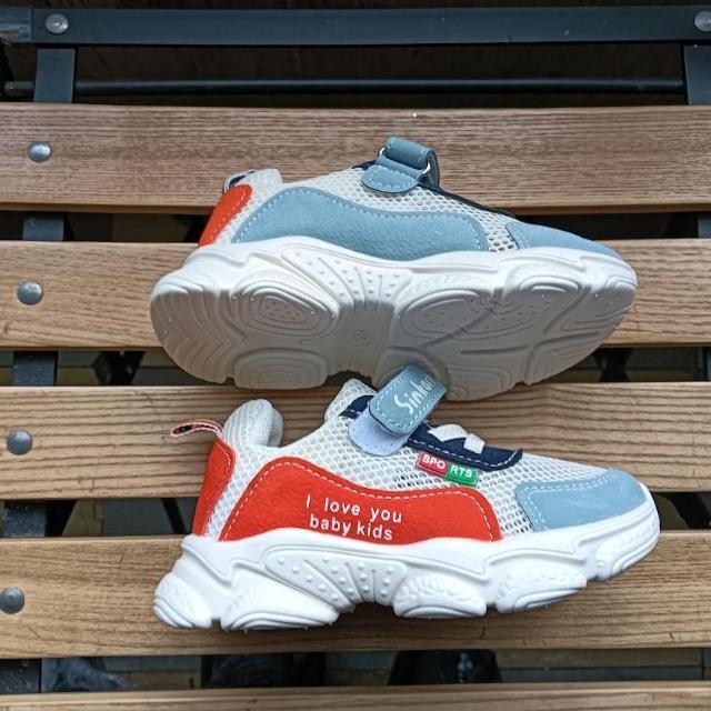 新品 15.5cm キッズ スニーカー ホワイト シューズ 靴 子供靴 こども < キッズ/ベビー  新品 15.5cm キッズ スニーカー ホワイト シューズ 靴 子供靴 こども < キッズ/ベビーの