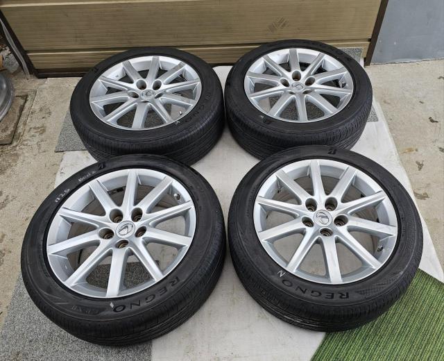 レクサス GS 純正アルミホイール17インチ7.5J +45 PCD114.3 5Hタイヤ付き4本セツトBRIDGESTONE R < 自動車/バイク レクサス GS 純正アルミホイール17インチ7.5J +45 PCD114.3 5Hタイヤ付き4本セツトBRIDGESTONE R < 自動車/バイク