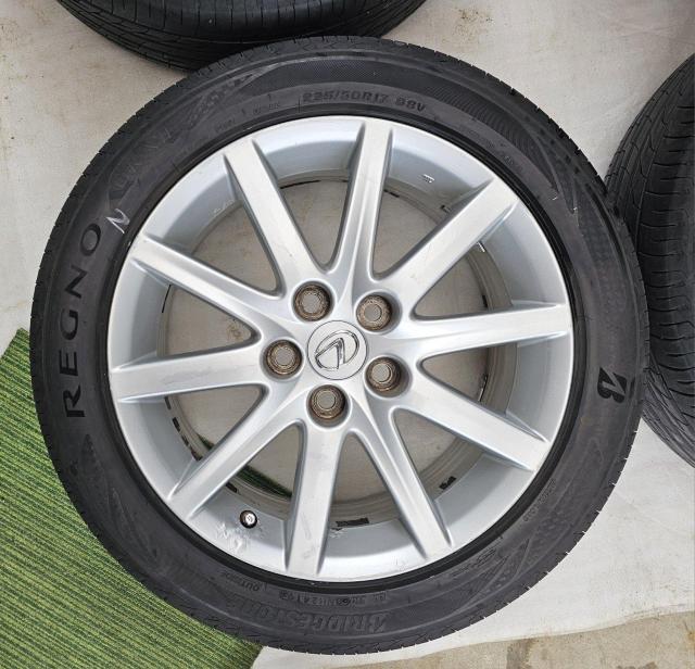 レクサス GS 純正アルミホイール17インチ7.5J +45 PCD114.3 5Hタイヤ付き4本セツトBRIDGESTONE R < 自動車/バイク レクサス GS 純正アルミホイール17インチ7.5J +45 PCD114.3 5Hタイヤ付き4本セツトBRIDGESTONE R < 自動車/バイク