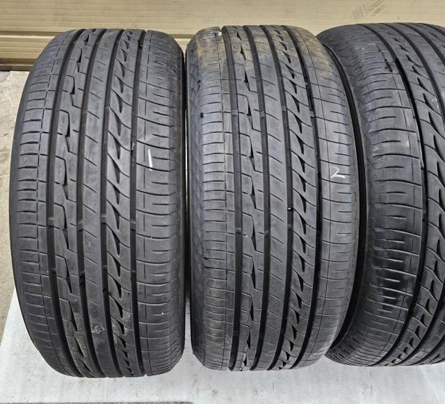 レクサス GS 純正アルミホイール17インチ7.5J +45 PCD114.3 5Hタイヤ付き4本セツトBRIDGESTONE R < 自動車/バイク レクサス GS 純正アルミホイール17インチ7.5J +45 PCD114.3 5Hタイヤ付き4本セツトBRIDGESTONE R < 自動車/バイク