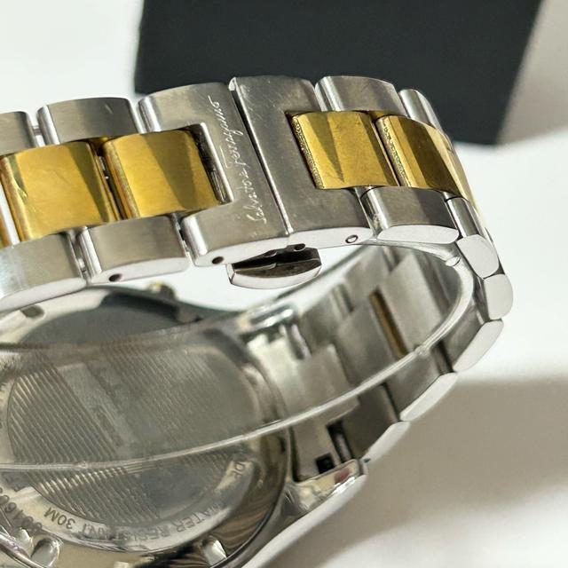 美品 Salvatore Ferragamo フェラガモ メンズ 腕時計 QZ FFM110016 動作確認済み < ブランド  美品 Salvatore Ferragamo フェラガモ メンズ 腕時計 QZ FFM110016 動作確認済み < ブランドの