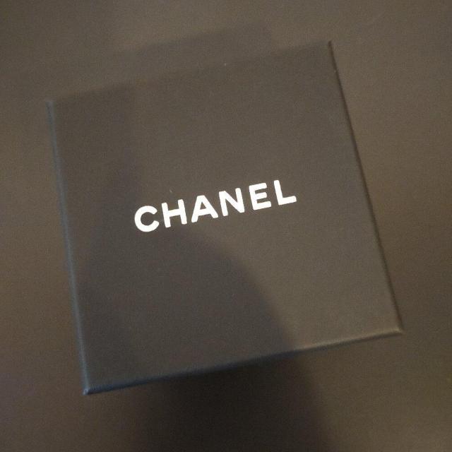 CHANEL シャネル ゴールド ロゴ ココマーク ピアス ストーン A24P < ブランド CHANEL シャネル ゴールド ロゴ ココマーク ピアス ストーン A24P < ブランドの