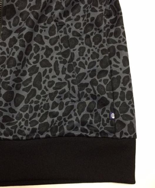 アディダスadidas〓グレー豹柄ジャージ(L)新品〓 < ブランド アディダスadidas〓グレー豹柄ジャージ(L)新品〓 < ブランドの