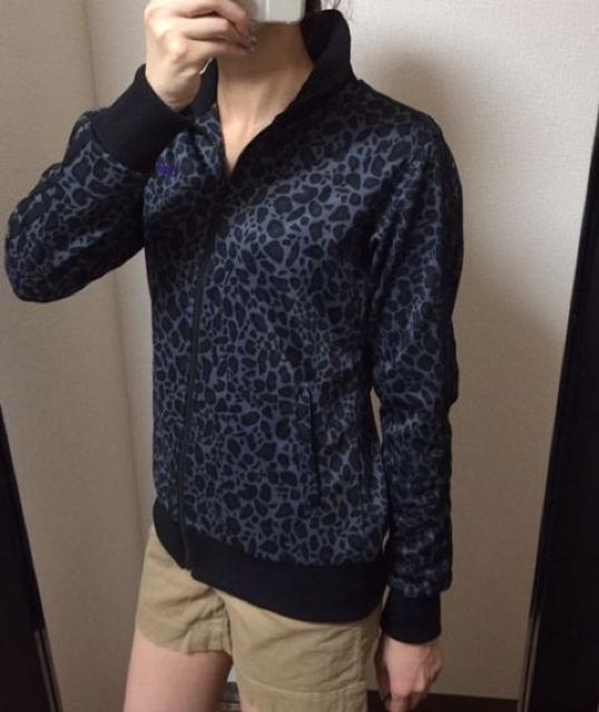 アディダスadidas〓グレー豹柄ジャージ(L)新品〓 < ブランド アディダスadidas〓グレー豹柄ジャージ(L)新品〓 < ブランドの