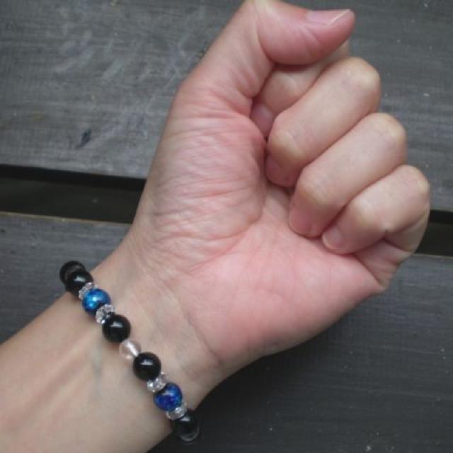 蓄光*ホタルガラスxオニキスブレスレット < 女性アクセサリー/時計 蓄光*ホタルガラスxオニキスブレスレット < 女性アクセサリー/時計の