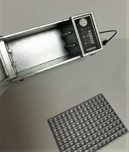 ミニチュア★電子レンジ★シルバー★ドールハウスに★ < おもちゃ  ミニチュア★電子レンジ★シルバー★ドールハウスに★ < おもちゃの