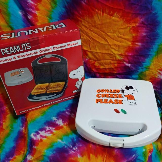 夏休みの昼食やおやつに( *´艸)スヌーピーグリルドチーズメーカー□ホットサンドメーカー□ < 家電/AV  夏休みの昼食やおやつに( *´艸)スヌーピーグリルドチーズメーカー□ホットサンドメーカー□ < 家電/AVの