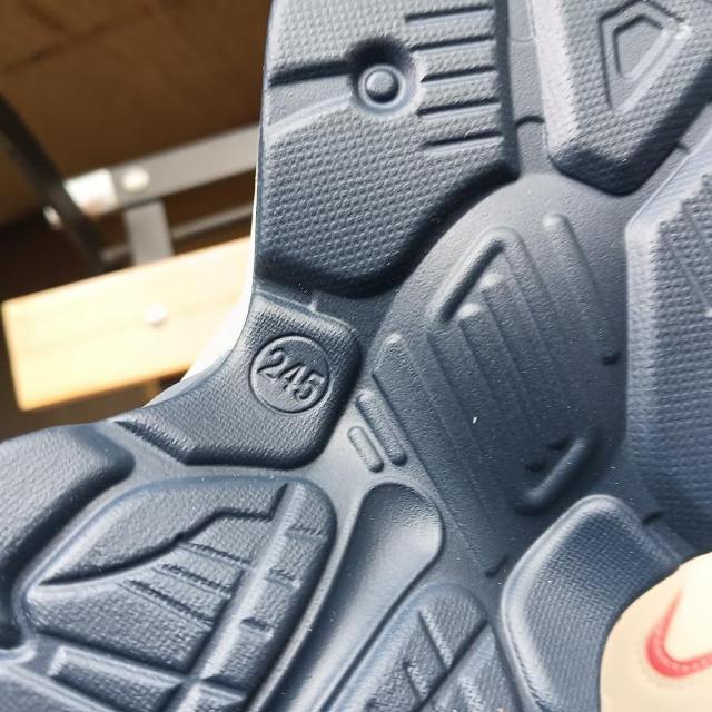 新品 24.5cm レディース スニーカー ホワイト シューズ 靴 厚底 < 女性ファッション  新品 24.5cm レディース スニーカー ホワイト シューズ 靴 厚底 < 女性ファッションの