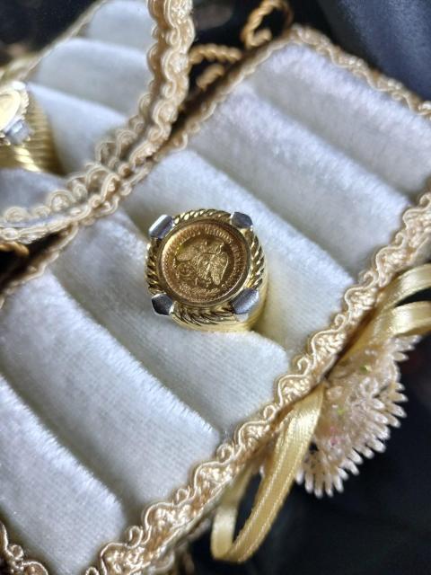 K18pt900コインリング < 女性アクセサリー/時計 K18pt900コインリング < 女性アクセサリー/時計の