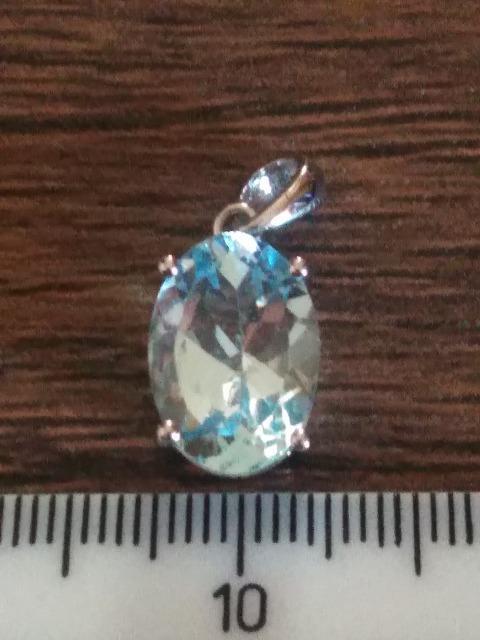 ブルートパーズ ペンダントトップ☆925 < 女性アクセサリー/時計 ブルートパーズ ペンダントトップ☆925 < 女性アクセサリー/時計の