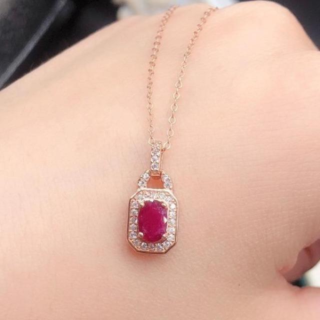 本物の天然ルビーペンダントネックレス ナチュラル アクセサリー カラーストーン 6*4mm Yu_6423 < 女性アクセサリー/時計 本物の天然ルビーペンダントネックレス ナチュラル アクセサリー カラーストーン 6*4mm Yu_6423 < 女性アクセサリー/時計の