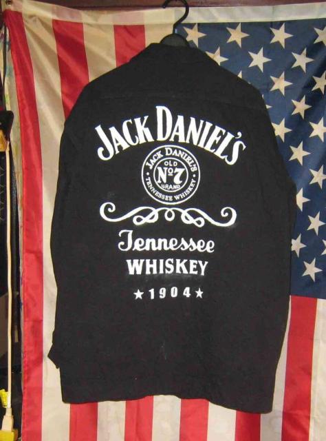 �W���b�N�_�j�G���@Jack Daniel's�@�y�C���g�@�u���b�N�E�f�j�����E�V���c�W���P�b�g�@L�T�C�Y  �� �j���t�@�b�V������ 