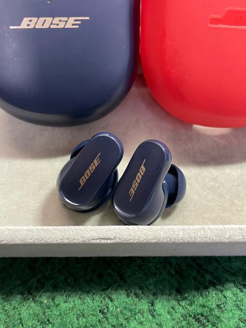 Bose QuietComfort Earbuds II ワイヤレスイヤホン ポーズ 型番 型番435911 BOSE ネイビー < 家電/AV Bose QuietComfort Earbuds II ワイヤレスイヤホン ポーズ 型番 型番435911 BOSE ネイビー < 家電/AVの