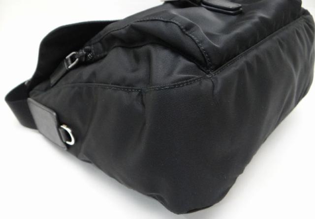 PRADA �v���_ �i�C���� �V�����_�[�o�b�O �u���b�N�~�O�p�v���[�g��USED�� �� �u�����h�� 