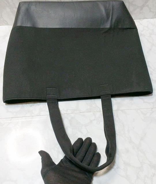 ユニクロ トートバッグ ブラック Tote Bag Black UNIQLO < 女性ファッション  ユニクロ トートバッグ ブラック Tote Bag Black UNIQLO < 女性ファッションの