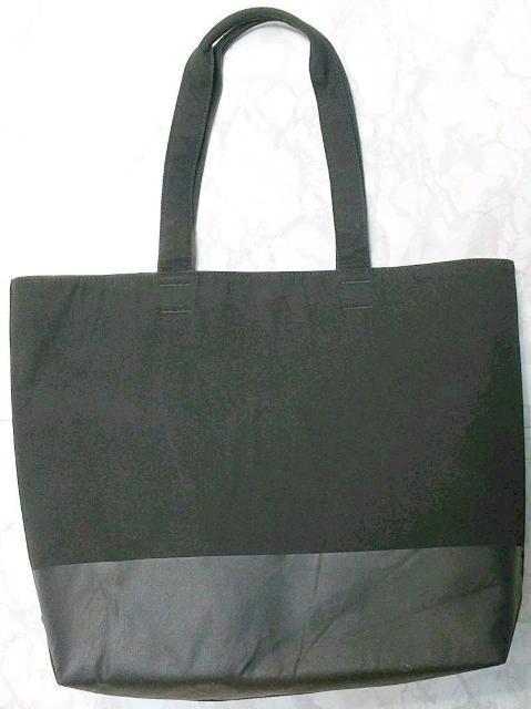 ユニクロ トートバッグ ブラック Tote Bag Black UNIQLO < 女性ファッション  ユニクロ トートバッグ ブラック Tote Bag Black UNIQLO < 女性ファッションの