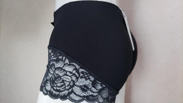 サラコレクション Lサイズ 新品タグ付き ボーイレッグ ブラック 定価2900円 < 女性ファッション  サラコレクション Lサイズ 新品タグ付き ボーイレッグ ブラック 定価2900円 < 女性ファッションの