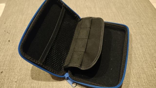 New�j���e���h�[3DSLL�{�́��\�t�g10�_�i�{�̃P�[�X�A�\�t�g�z���_�[�L��j