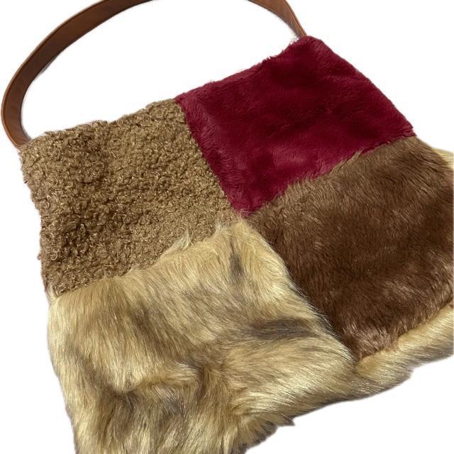 RODE SKO(ロデスコ) 大判 ファー トートバッグ < 女性ファッション RODE SKO(ロデスコ) 大判 ファー トートバッグ < 女性ファッションの