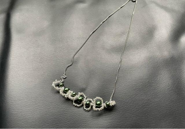 a8ビーズ編デザインネックレス < 女性アクセサリー/時計 a8ビーズ編デザインネックレス < 女性アクセサリー/時計の