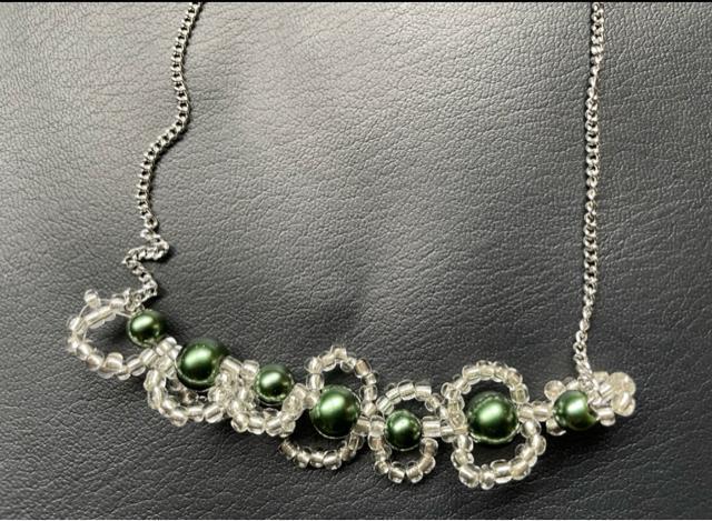 a8ビーズ編デザインネックレス < 女性アクセサリー/時計 a8ビーズ編デザインネックレス < 女性アクセサリー/時計の