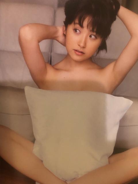 激レア!☆乃木坂46 衛藤美彩/1st写真集 彩☆DVD付き!☆超美品!☆ < タレントグッズ  激レア!☆乃木坂46 衛藤美彩/1st写真集 彩☆DVD付き!☆超美品!☆ < タレントグッズの
