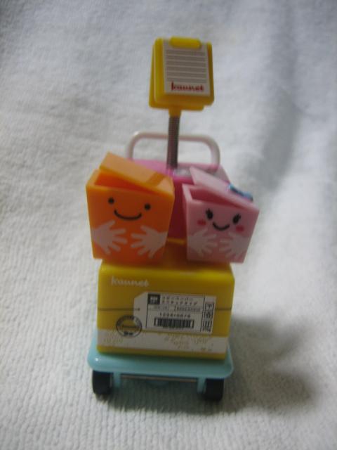 カウネット オリジナルミニカー メモスタンド おとどけカート(イエロー) 景品 kaunet < インテリア/ライフ  カウネット オリジナルミニカー メモスタンド おとどけカート(イエロー) 景品 kaunet  < インテリア/ライフの